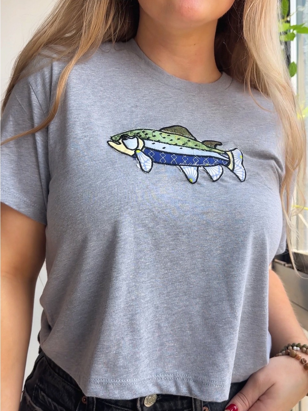 NWT Ash Gray Embroidered Fish Applique Boxy Fit Crop Tee
